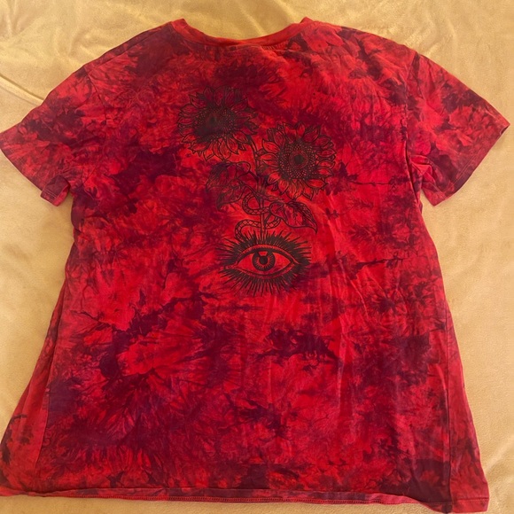 Pink tiedye shirt from zumiez - Picture 2 of 2